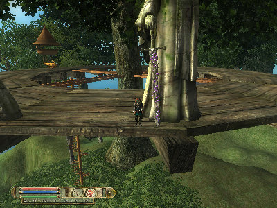 Ein Größenvergleich der Statuen mit meinem Char.